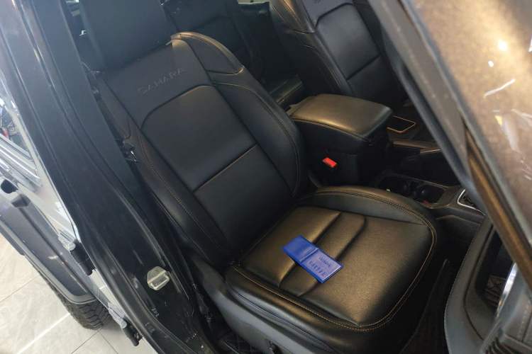 Used Jeep Wrangler 2024 2.0T Sahara Four-Door Edition Right Front Seat