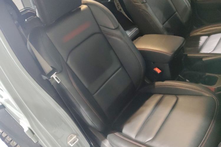Used Jeep Wrangler 2024 2.0T Robin Hood Four-Door Edition Right Front Seat