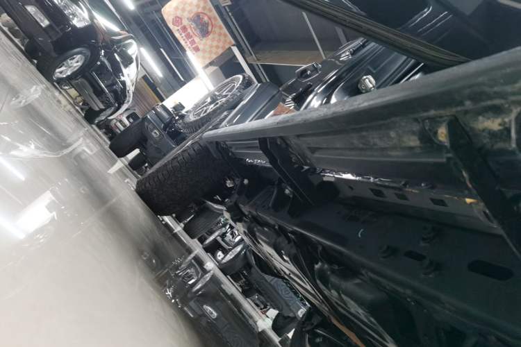 Used Jeep Wrangler 2024 2.0T Sahara Four-Door Edition Right Side Sill