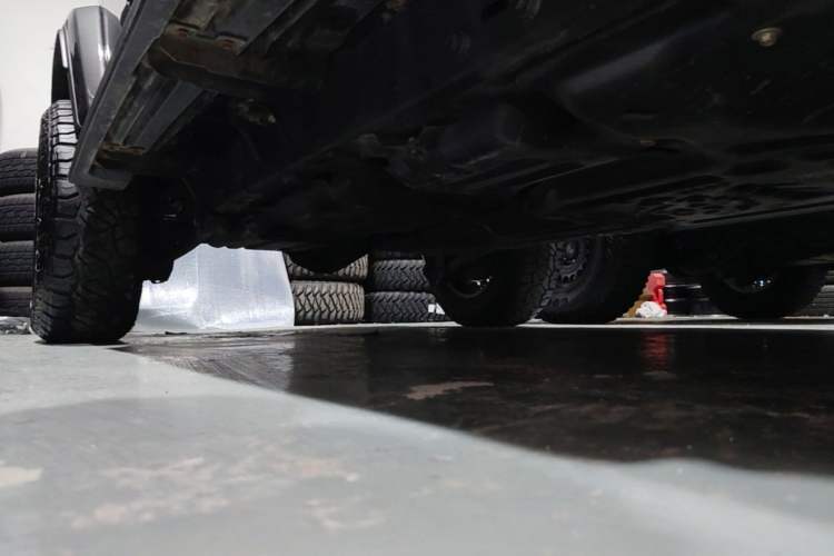 Used Jeep Wrangler 2024 2.0T Sahara Four-Door Edition Right Side Sill