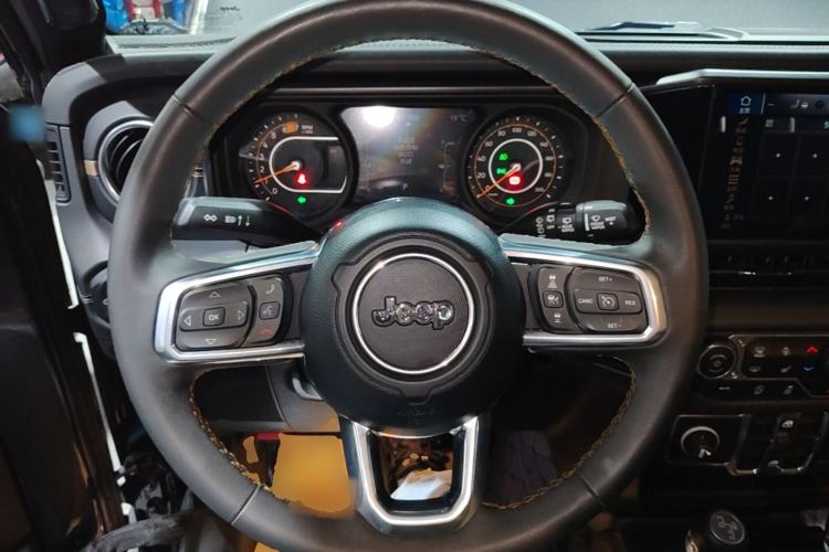 Used Jeep Wrangler 2024 2.0T Sahara Four-Door Edition Steering Wheel