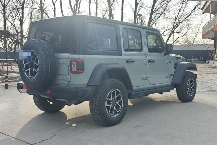 Used Jeep Wrangler 2024 2.0T Robin Hood Four-Door Edition Exterior 4
