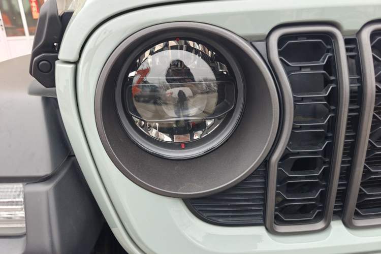 Used Jeep Wrangler 2024 2.0T Robin Hood Four-Door Edition Exterior 5