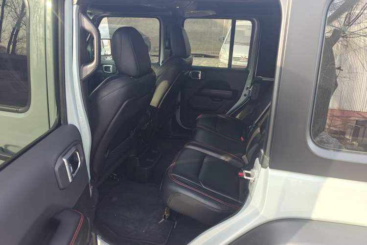 Used Jeep Wrangler 2024 2.0T Robin Hood Four-Door Edition Interior 5