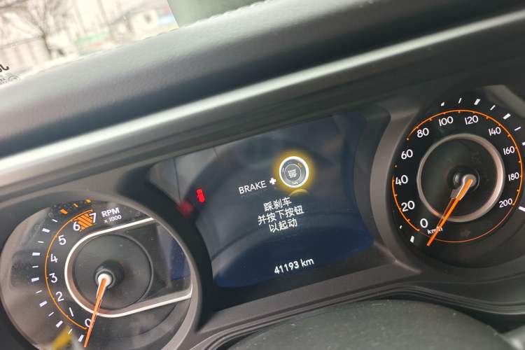 Used Jeep Wrangler 2024 2.0T Robin Hood Four-Door Edition Odometer Close Up