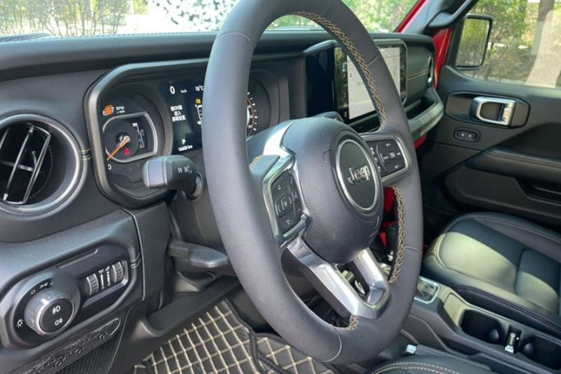 Used Jeep Wrangler 2024 2.0T Sahara Four-Door Edition Steering Wheel