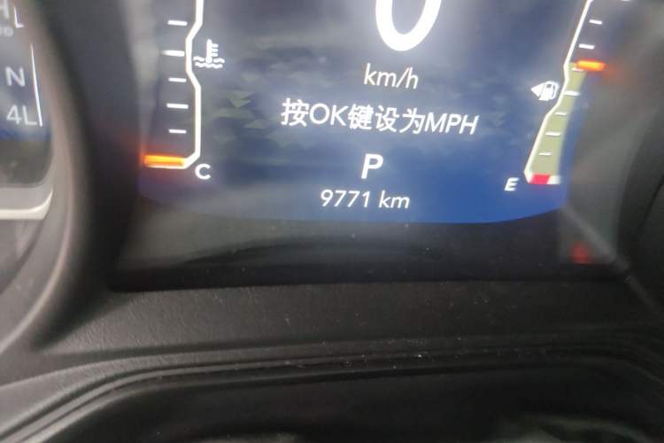Used Jeep Wrangler 2024 2.0T Sahara Four-Door Edition Odometer Close Up