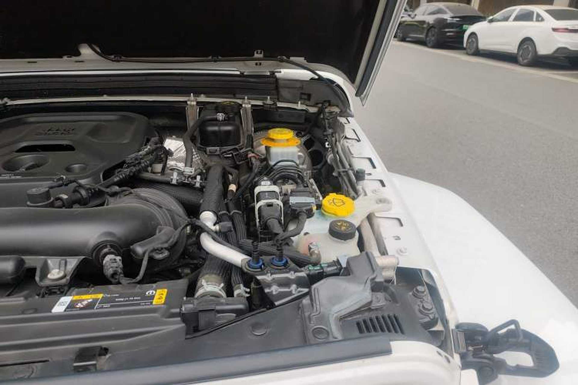 Used Jeep Wrangler 2024 2.0T Sahara Four-Door Edition Engine Bay Left