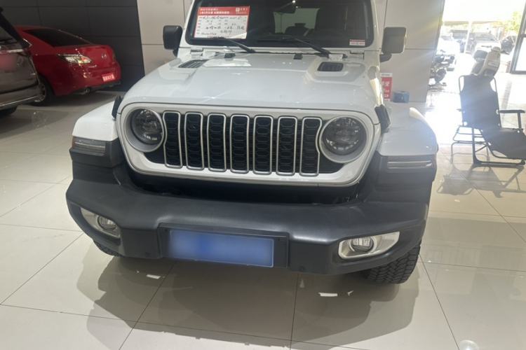 Used Jeep Wrangler 2024 2.0T Sahara Four-Door Edition Exterior 1