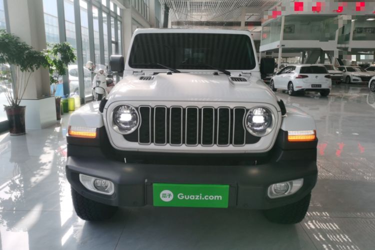 Used Jeep Wrangler 2024 2.0T Sahara Four-Door Edition Exterior 1