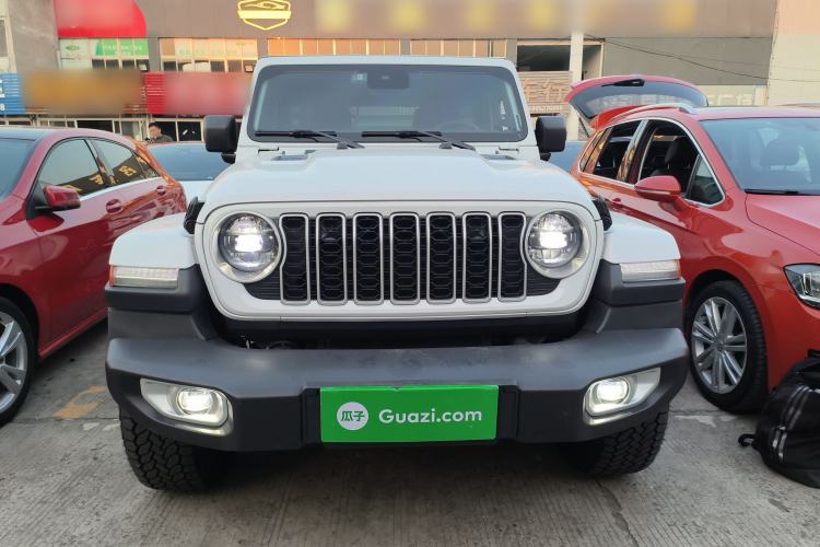 Used Jeep Wrangler 2024 2.0T Sahara Four-Door Edition Exterior 1