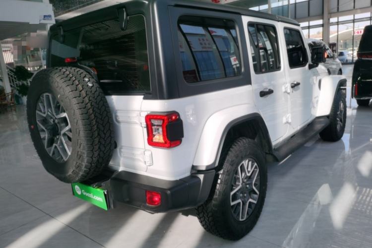 Used Jeep Wrangler 2024 2.0T Sahara Four-Door Edition Exterior 5