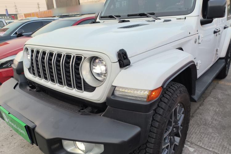 Used Jeep Wrangler 2024 2.0T Sahara Four-Door Edition Left Front Headlight