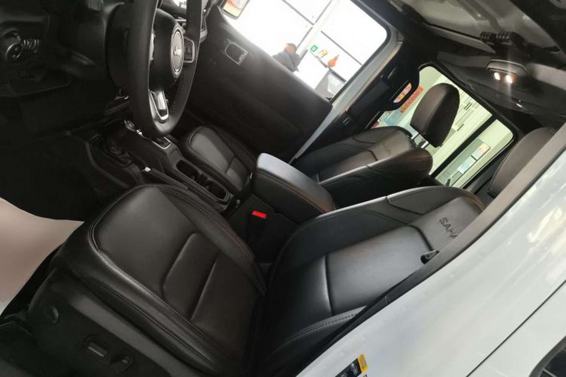 Used Jeep Wrangler 2024 2.0T Sahara Four-Door Edition Left Front Seat