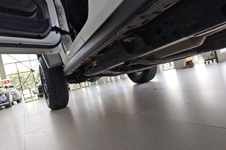 Used Jeep Wrangler 2024 2.0T Robin Hood Four-Door Edition Left Side Sill