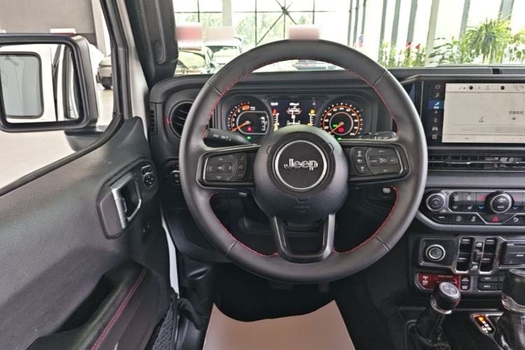 Used Jeep Wrangler 2024 2.0T Robin Hood Four-Door Edition Steering Wheel