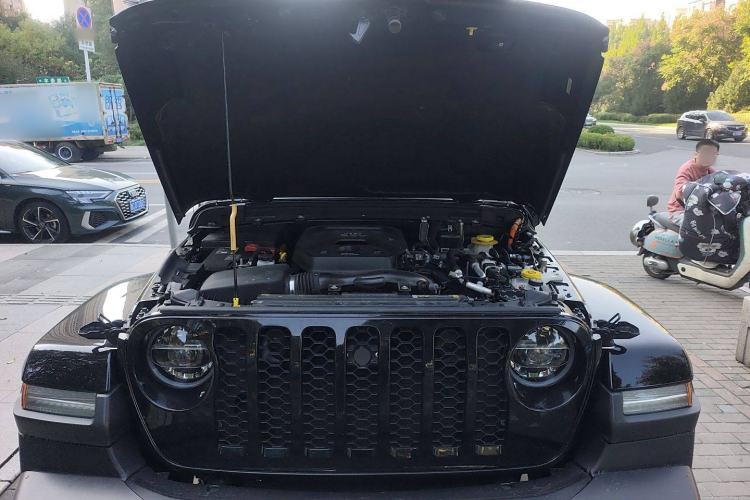 Used Jeep Wrangler New Energy 2021 Four-Door 2.0T 4xe Sahara Engine Bay