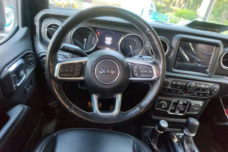 Used Jeep Wrangler New Energy 2021 Four-Door 2.0T 4xe Sahara Steering Wheel