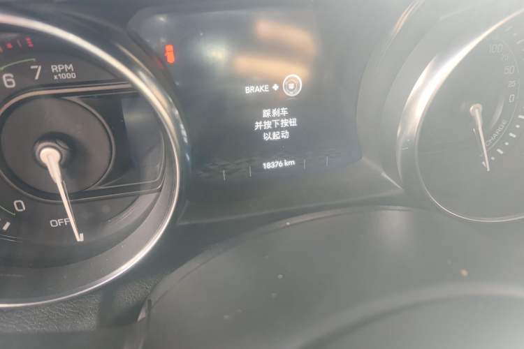 Used Jeep Wrangler New Energy 2021 Four-Door 2.0T 4xe Sahara First Edition Odometer Close Up