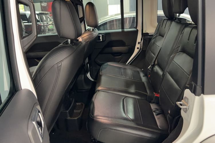 Used Jeep Wrangler New Energy 2021 Four-Door 2.0T 4xe Sahara First Edition Interior 1