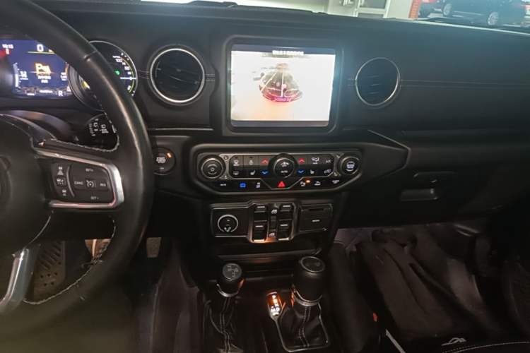 Used Jeep Wrangler New Energy 2021 Four-Door 2.0T 4xe Sahara Audio And AC Panel