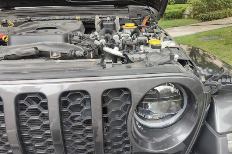 Used Jeep Wrangler New Energy 2021 Four-Door 2.0T 4xe Sahara Engine Bay Left