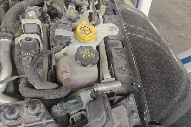 Used Jeep Wrangler New Energy 2021 Four-Door 2.0T 4xe Sahara Engine Bay Left