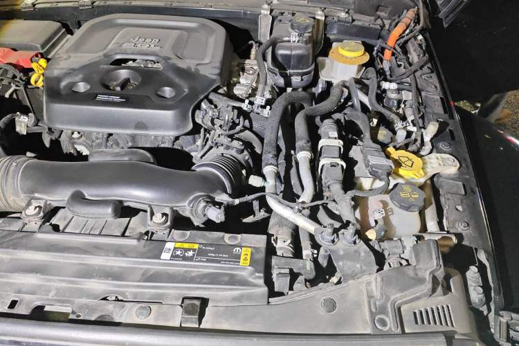 Used Jeep Wrangler New Energy 2021 Four-Door 2.0T 4xe Sahara Engine Bay Left