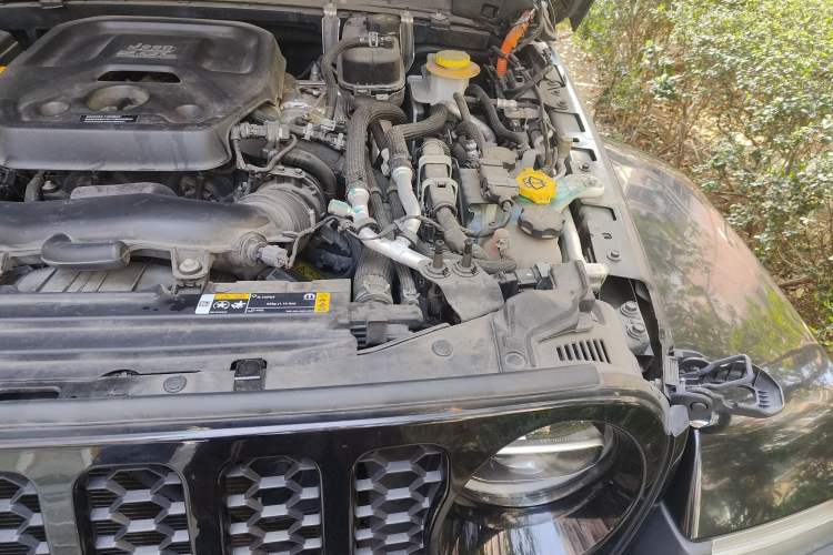 Used Jeep Wrangler New Energy 2021 Four-Door 2.0T 4xe Sahara Engine Bay Left