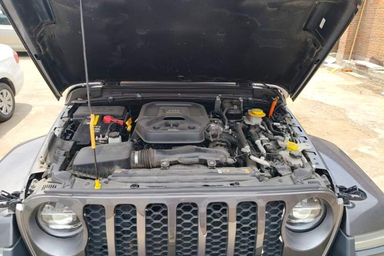 Used Jeep Wrangler New Energy 2021 Four-Door 2.0T 4xe Sahara Engine Bay