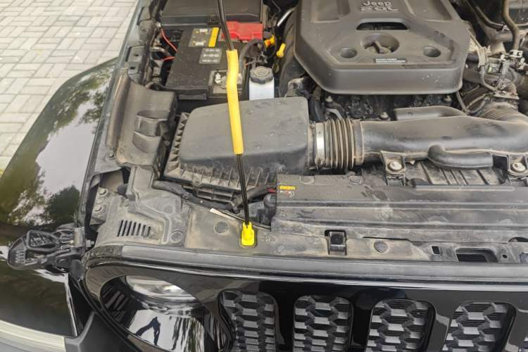 Used Jeep Wrangler New Energy 2021 Four-Door 2.0T 4xe Sahara Engine Bay Right