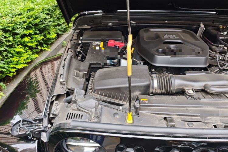 Used Jeep Wrangler New Energy 2021 Four-Door 2.0T 4xe Sahara First Edition Engine Bay Right