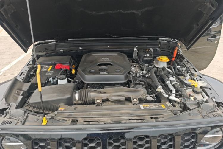 Used Jeep Wrangler New Energy 2021 Four-Door 2.0T 4xe Sahara Engine Bay