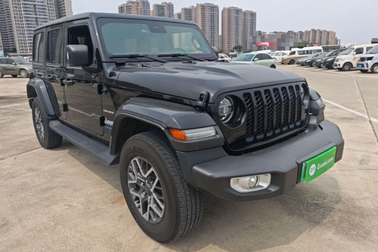 Used Jeep Wrangler New Energy 2021 Four-Door 2.0T 4xe Sahara Front Right 45 Deg
