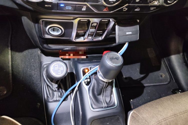 Used Jeep Wrangler New Energy 2021 Four-Door 2.0T 4xe Sahara Gear Lever