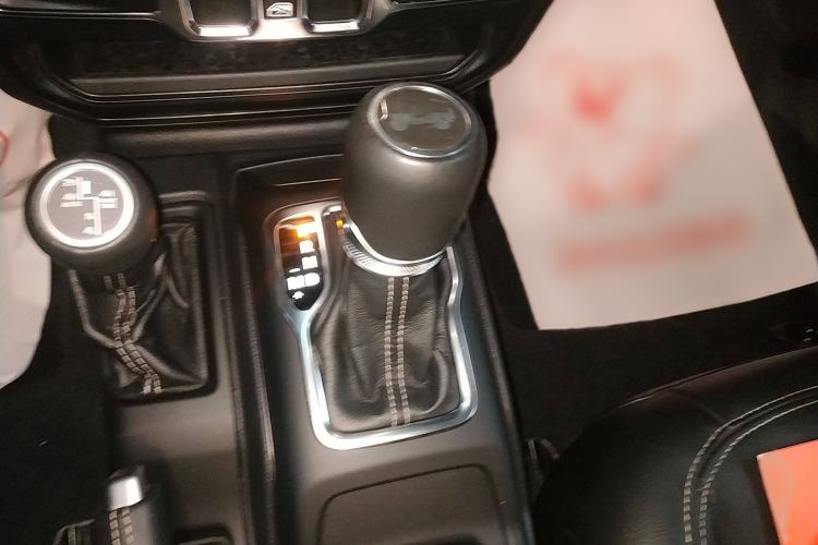 Used Jeep Wrangler New Energy 2021 Four-Door 2.0T 4xe Sahara Gear Lever