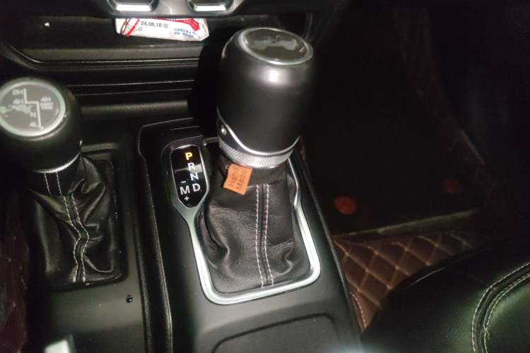 Used Jeep Wrangler New Energy 2021 Four-Door 2.0T 4xe Sahara Gear Lever