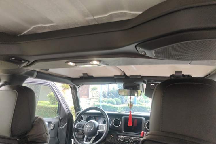 Used Jeep Wrangler New Energy 2021 Four-Door 2.0T 4xe Sahara Headliner
