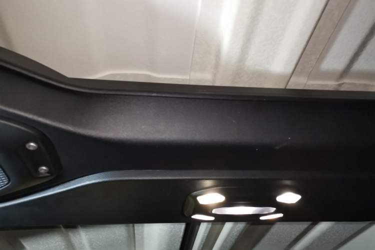 Used Jeep Wrangler New Energy 2021 Four-Door 2.0T 4xe Sahara Headliner