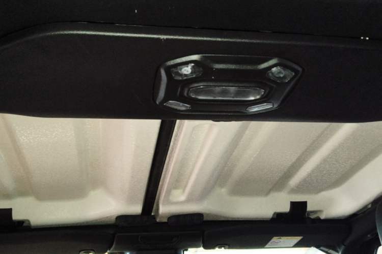 Used Jeep Wrangler New Energy 2021 Four-Door 2.0T 4xe Sahara Headliner