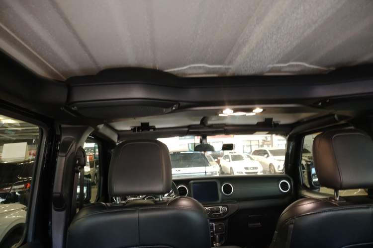 Used Jeep Wrangler New Energy 2021 Four-Door 2.0T 4xe Sahara First Edition Headliner