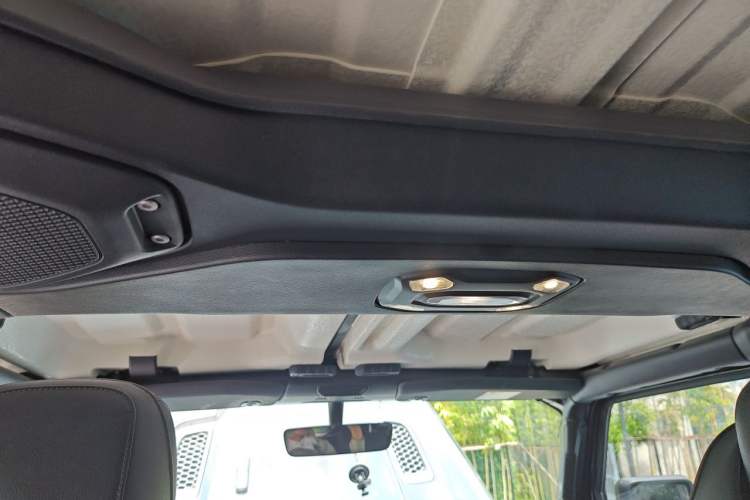 Used Jeep Wrangler New Energy 2021 Four-Door 2.0T 4xe Sahara First Edition Headliner