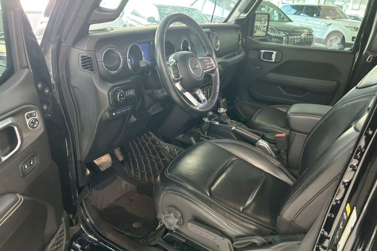 Used Jeep Wrangler New Energy 2021 Four-Door 2.0T 4xe Sahara First Edition Interior 5