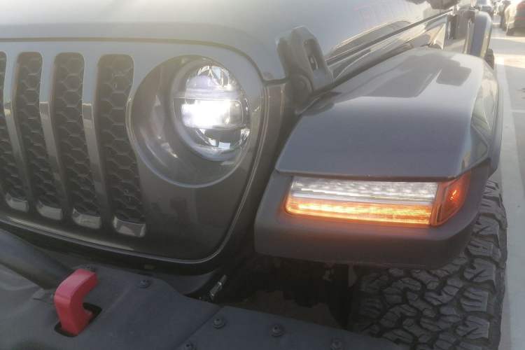 Used Jeep Wrangler New Energy 2021 Four-Door 2.0T 4xe Sahara Left Front Headlight