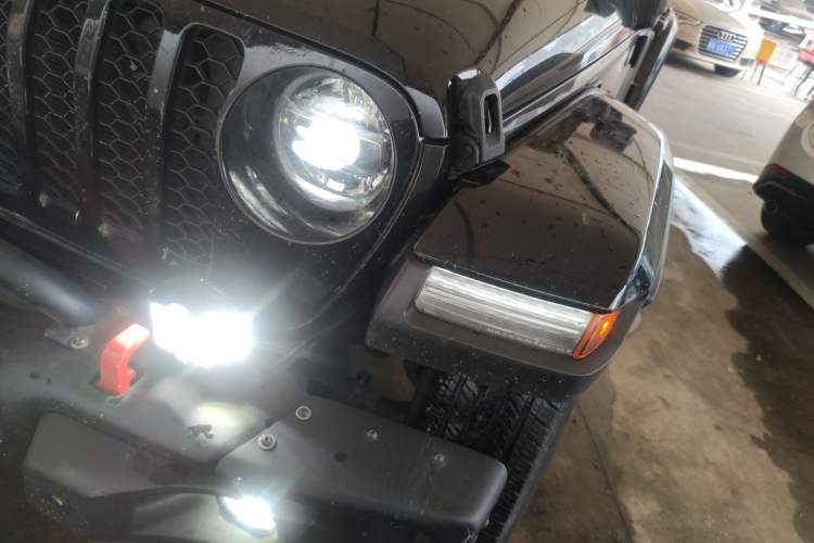 Used Jeep Wrangler New Energy 2021 Four-Door 2.0T 4xe Sahara Left Front Headlight