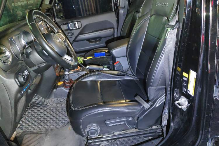 Used Jeep Wrangler New Energy 2021 Four-Door 2.0T 4xe Sahara Left Front Seat