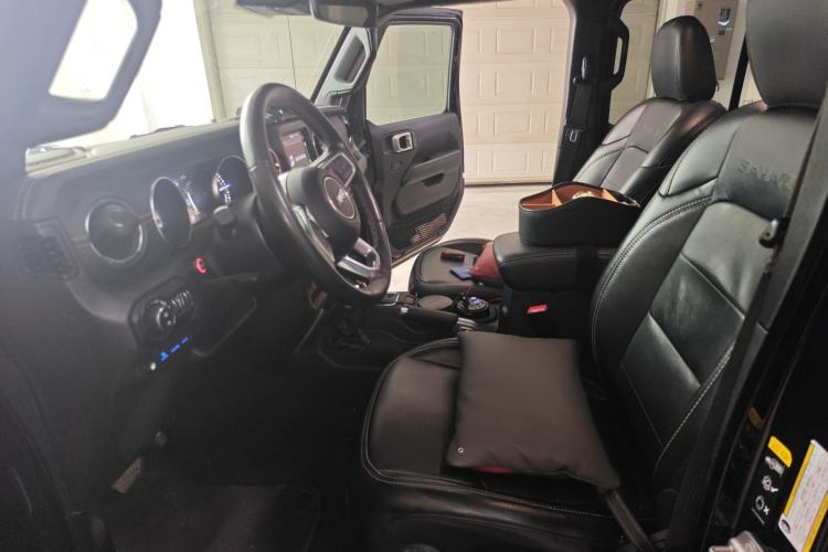 Used Jeep Wrangler New Energy 2021 Four-Door 2.0T 4xe Sahara Left Front Seat
