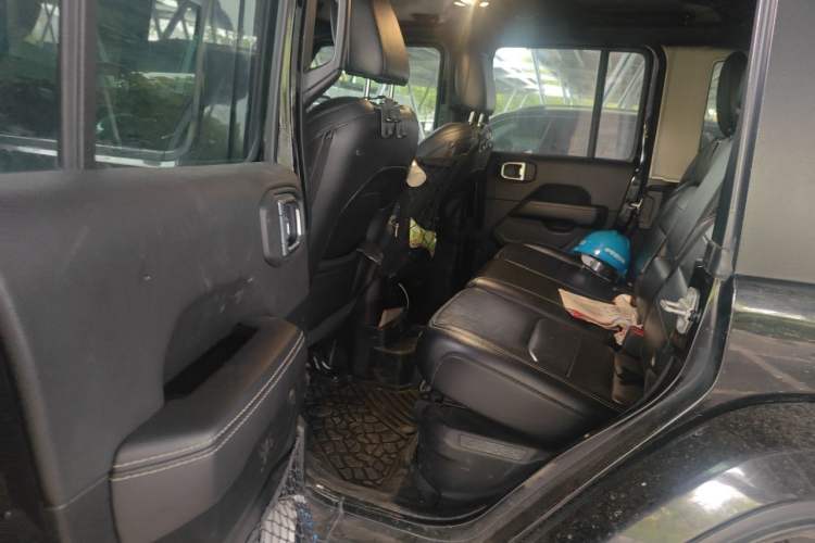 Used Jeep Wrangler New Energy 2021 Four-Door 2.0T 4xe Sahara Left Rear Seat
