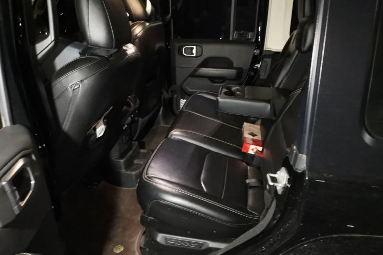 Used Jeep Wrangler New Energy 2021 Four-Door 2.0T 4xe Sahara Left Rear Seat