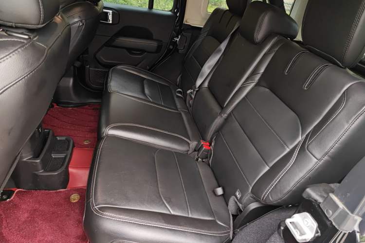 Used Jeep Wrangler New Energy 2021 Four-Door 2.0T 4xe Sahara Left Rear Seat